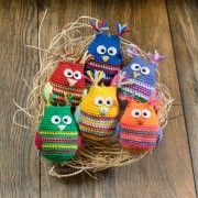 Eule Anhänger grün 9cm  Strickware Handmade Amigurumi