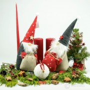Weihnachtsmann Santa mit Sack 33cm - Muetze rot