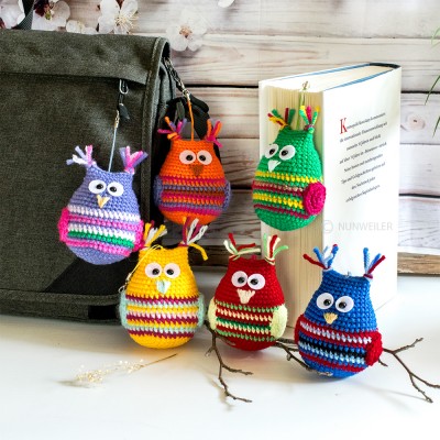 Eule Anhänger grün 9cm  Strickware Handmade Amigurumi