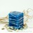 Würfelkerze Tropfendesign - 10cm - blau weis