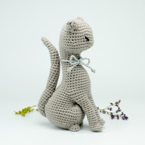 Die beige Katze 19cm Strickware Handmade