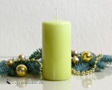 Stumpenkerze Hochglanz lackiert hellgrün - 12cm