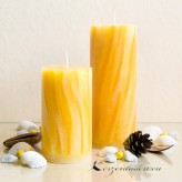 Stumpenkerze - Wellen - 12cm - gelb